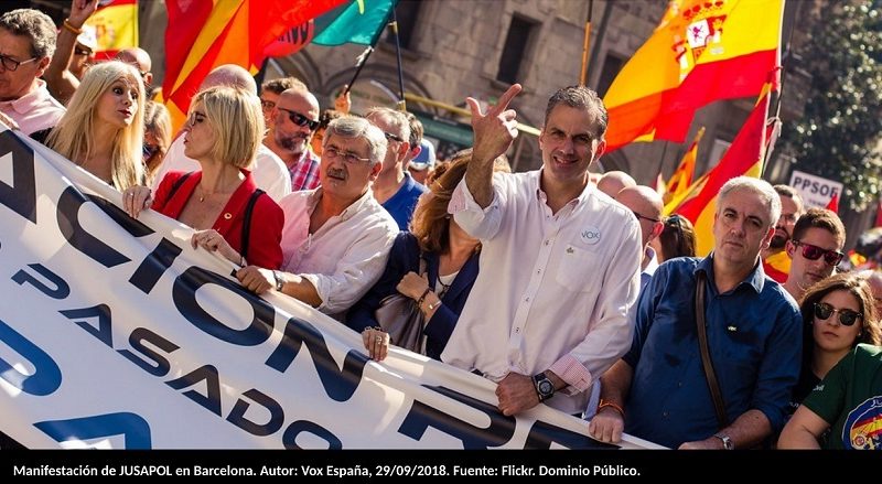 Manifestación de JUSAPOL en Barcelona. Autor: Vox España, 29/09/2018. Fuente: Flickr. Dominio Público.