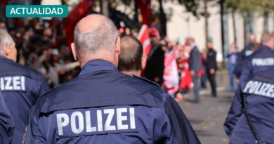 Alemania suspende a 29 policías por participar en chats nazis y compartir contenido antisemita