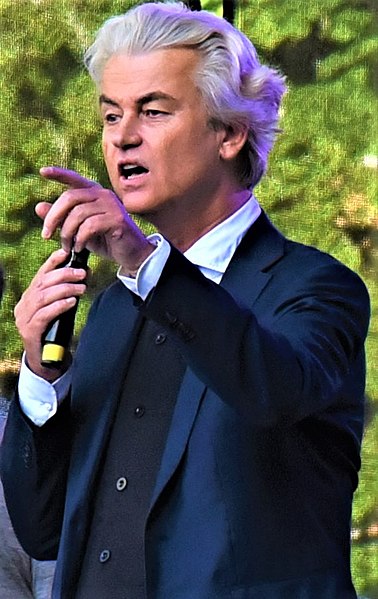 Geert Wilders, político holandés, uno de los políticos de la extrema derecha europea. Autor: David Sedlecký, 25/04/2019. Fuente: Wikimedia Commons (CC BY-SA 4.0).