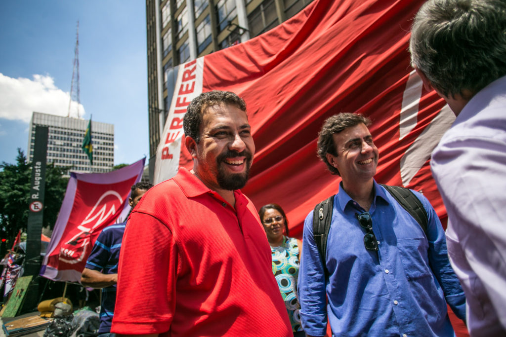 Guilherme Boulos y Marcelo Freixo en la ocupación de São Paulo, Brasil. Autor: Mídia NINJA, 17/02/2017. Fuente: Flickr. (CC BY-SA 4.0).