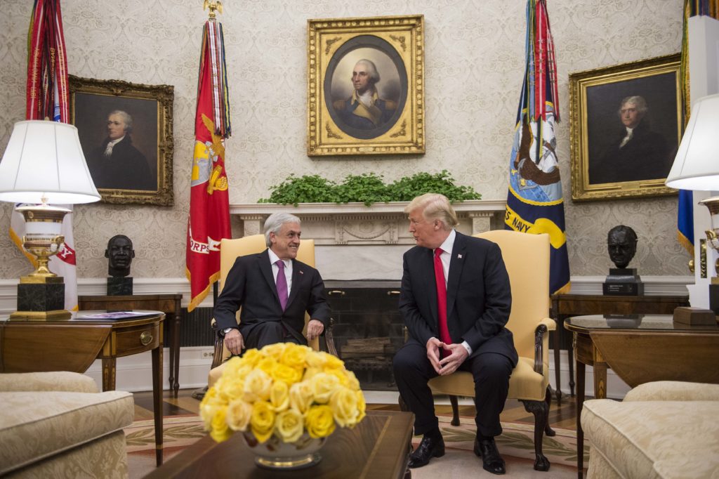 Presidente Piñera sostiene reunión con el Presidente Trump en la Casa Blanca. Autor: Gobierno de Chile, 28/09/2018. Fuente: Prensa Presidencia (CC BY 3.0. Chile)