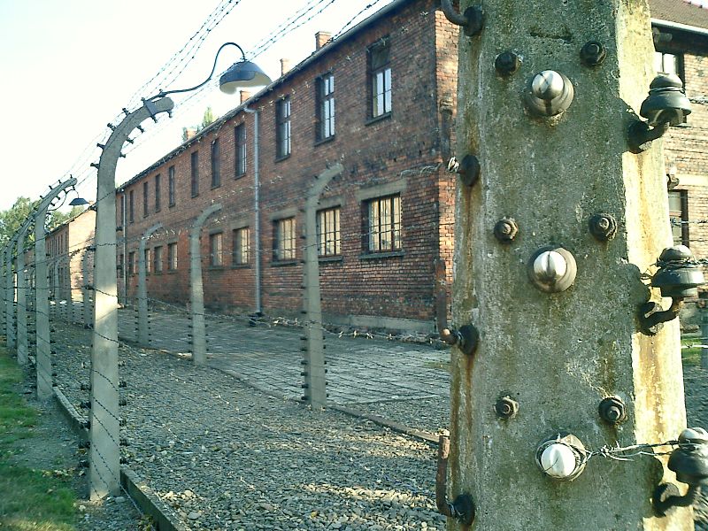 Campo de concentración de Auschwitz. Autor: Diego Delso, 27/08/2003. Fuente: Wikimedia Commons (CC BY-SA 2.0)