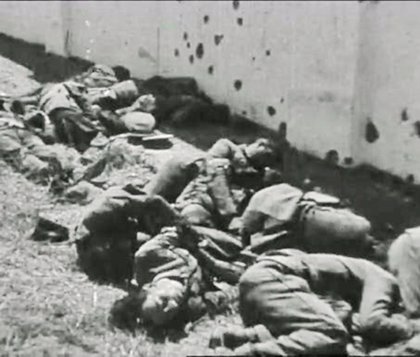  Fusilados durante la "matanza de Badajoz" en agosto de 1936. Autor: desconocido. Fuente: ARMHEX