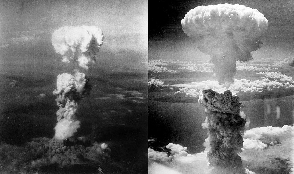 Nube de hongo sobre Hiroshima y Nagasaki producida por la bomba atómica (1945)