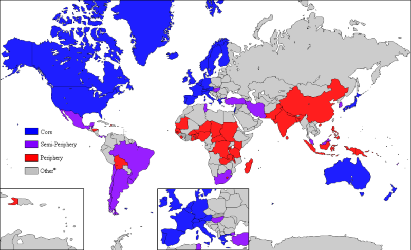 Mapa mundial con las tres categorías del sistema-mundo: centro, semiperiferia y periferia. Autor: Jared Mckay Walker, abril de 2015. Fuente: Wikimedia Commons / CC BY-SA 4.0